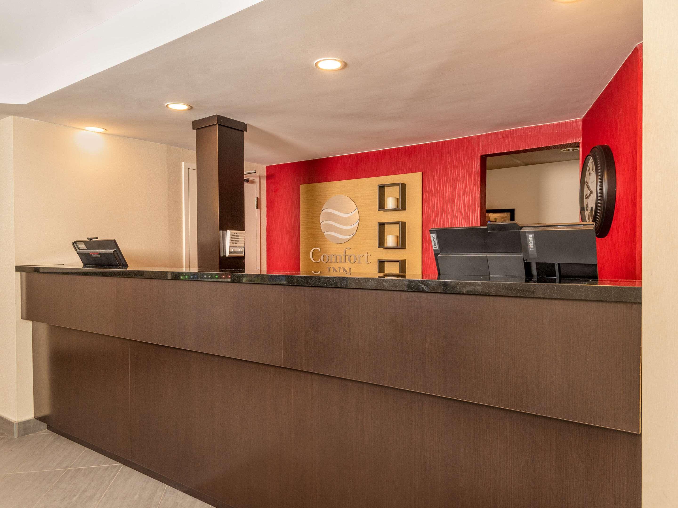Comfort Inn West Ottawa Exterior foto